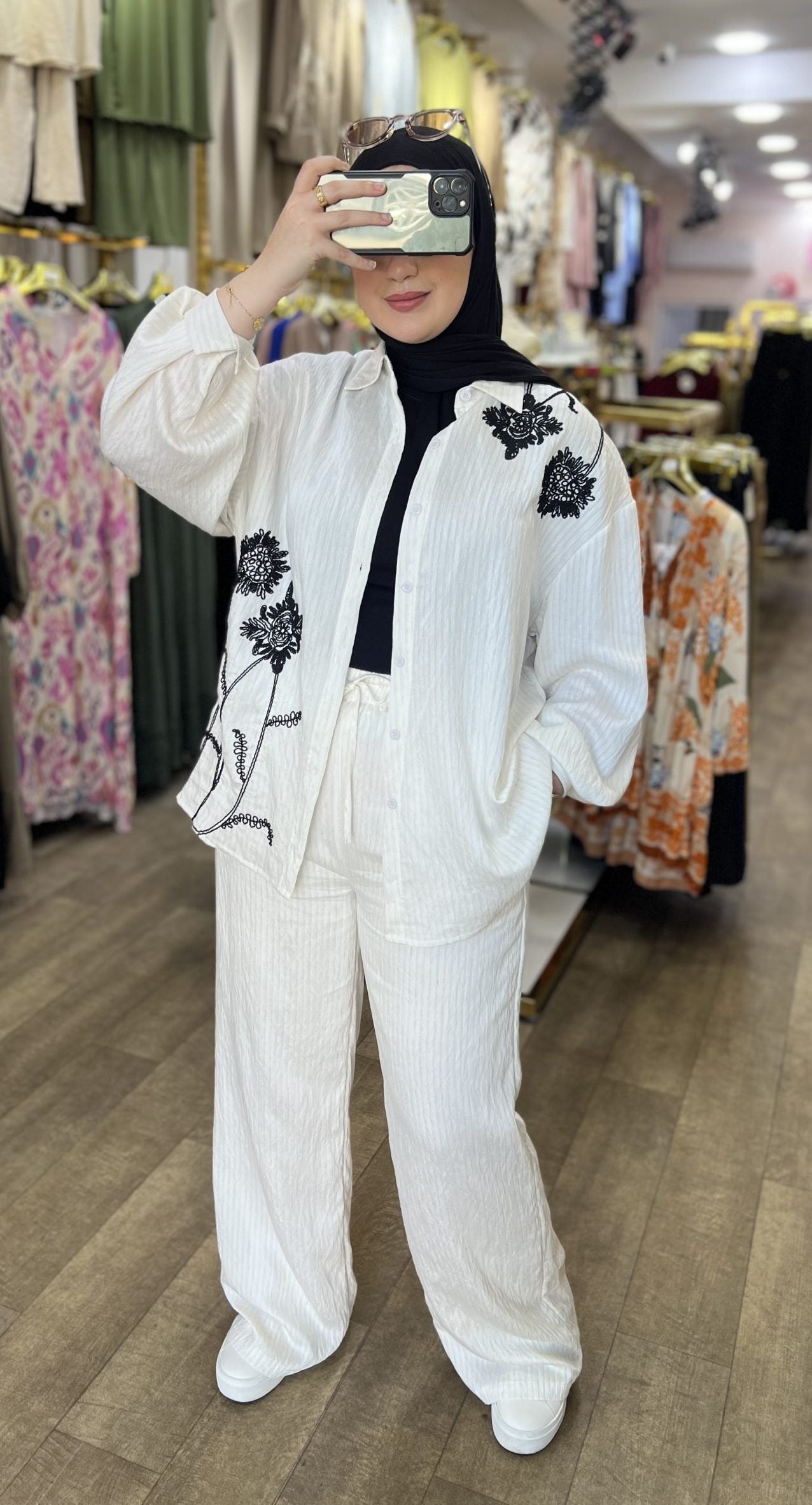 Ensemble Femme Grande Taille – Brodé à Fleurs Élégantes