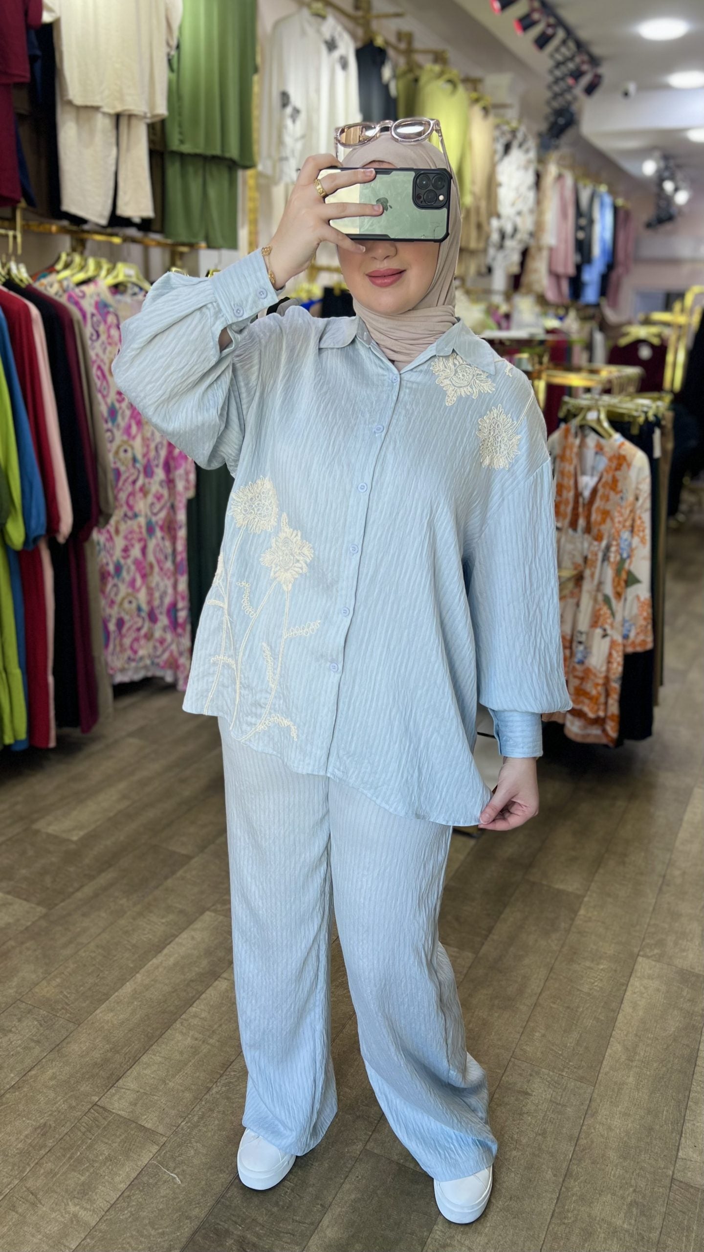 Ensemble Femme Grande Taille – Brodé à Fleurs Élégantes