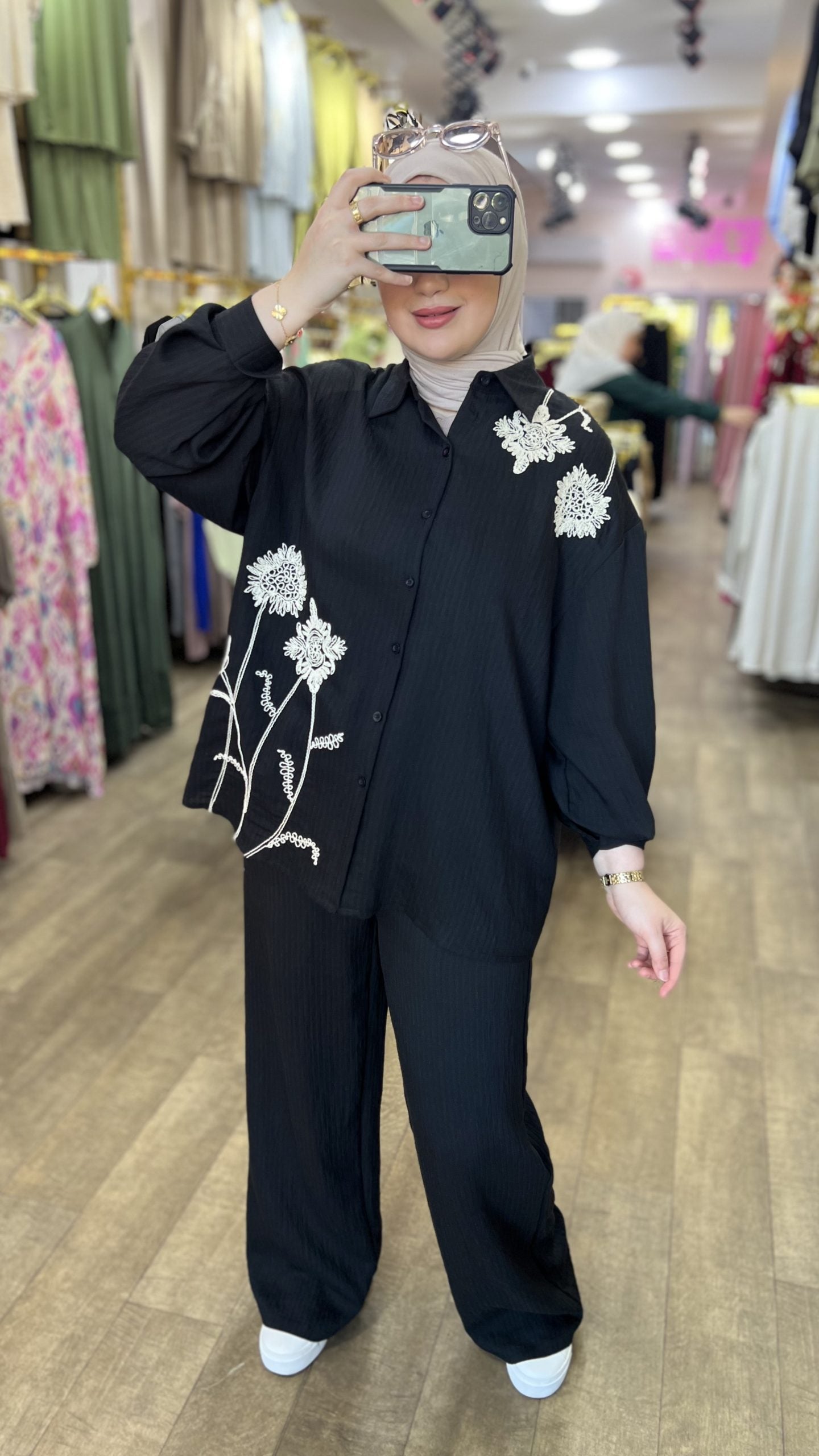 Ensemble Femme Grande Taille – Brodé à Fleurs Élégantes