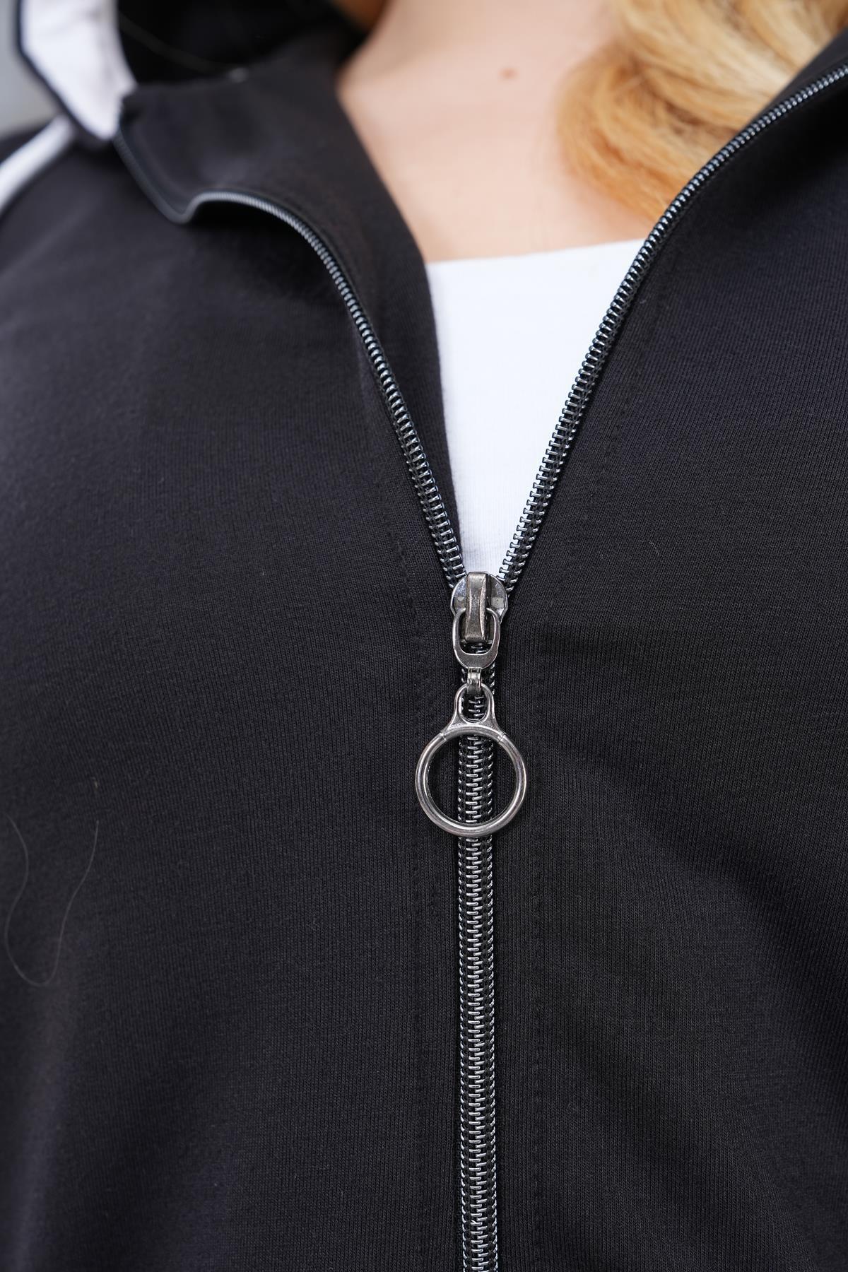 Ensemble Grande Taille – Capuche & Bandes Latérales